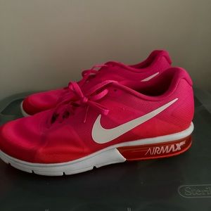 Nike Ladies Sneakers